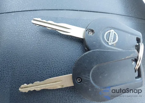 2015 Nissan Versa Note Sv z USA, uszkodzony, nr VIN 3N1CE2CP1FL444621